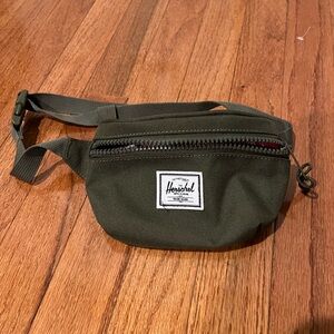 Herschel Heritage Hip Pack | Little Herschel - 1L, NWOT